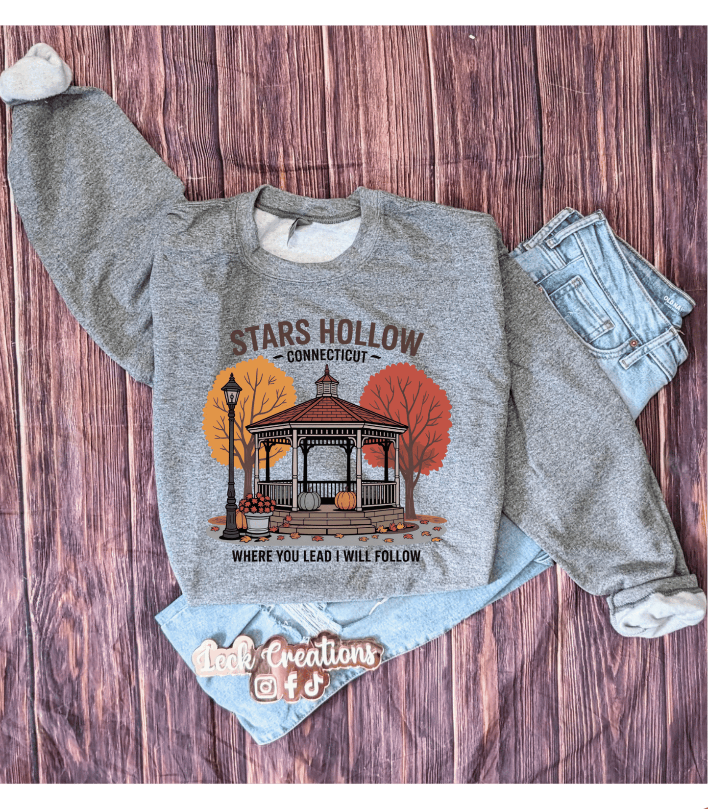 Stars Hollow Fall Gildan Unisex Crewneck